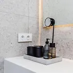 Smart Flat River Views & Ntflix By Homeful Homes Appartement
