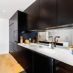 Appartement Smart Flat River Views & Ntflix By Homeful Homes *