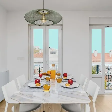 Luxury Smart Flat W/ River Views Lisboa
