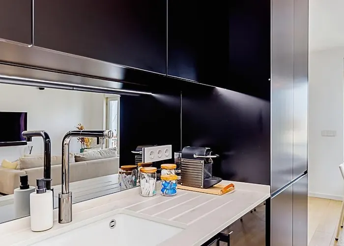 Smart Flat River Views & Ntflix By Homeful Homes דירה ליסבון