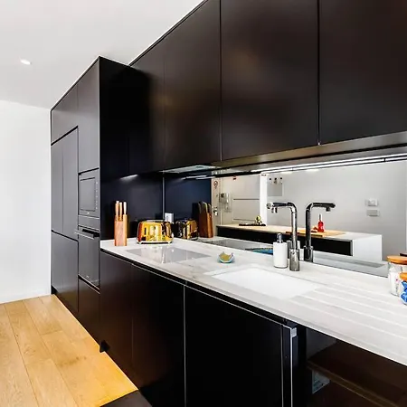 Apartman Smart Flat River Views & Ntflix By Homeful Homes *